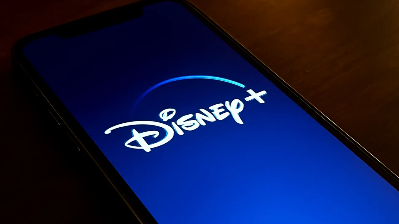 Disney+"